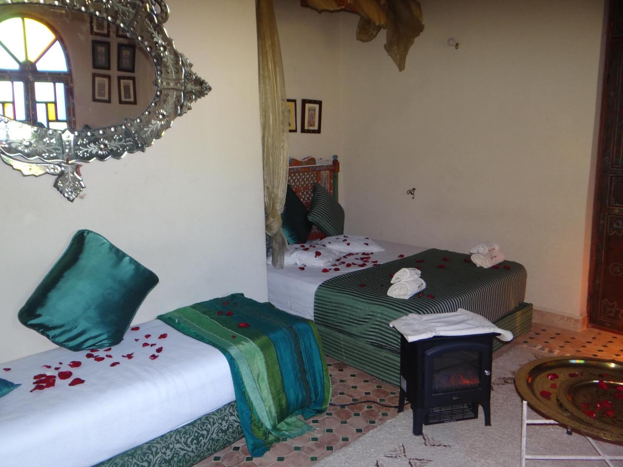 Riad Rchacha Фес Екстериор снимка